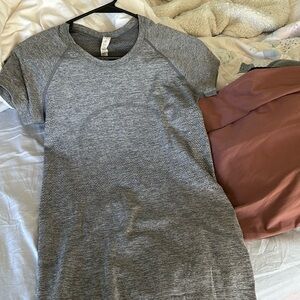 Two Lululemon Short Sleeve Swifltys! Size 6 Grey and Dusty Rose